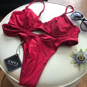 Scarlet ❤️Red Underwire Bikini☀️High cut bottoms